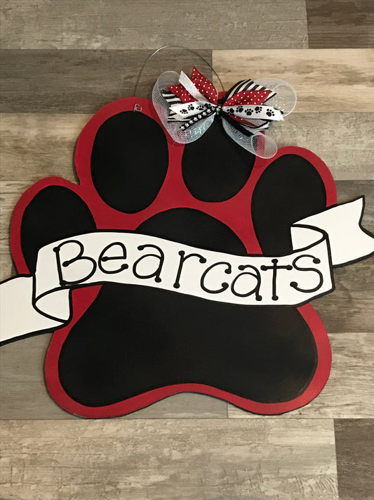 Bearcat paw - Doorhangerjunction